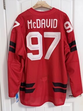 BNWT Authentic Bauer 2026 Olympics Canada Connor McDavid Semi Pro Jersey Size 56